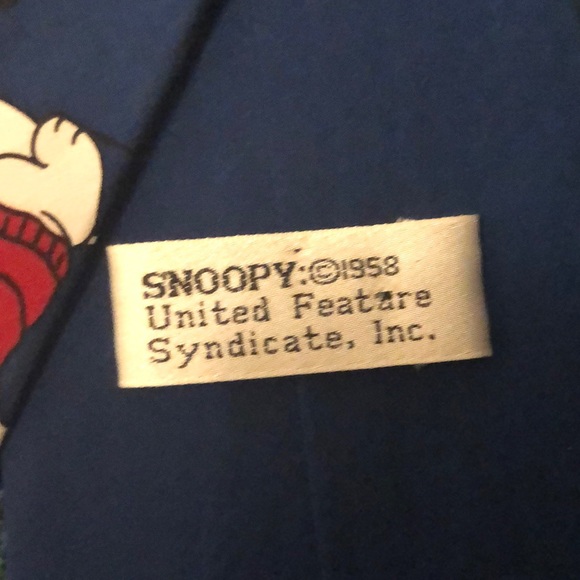 VINTAGE✨ Snoopy Themed Tie! - Picture 4 of 4